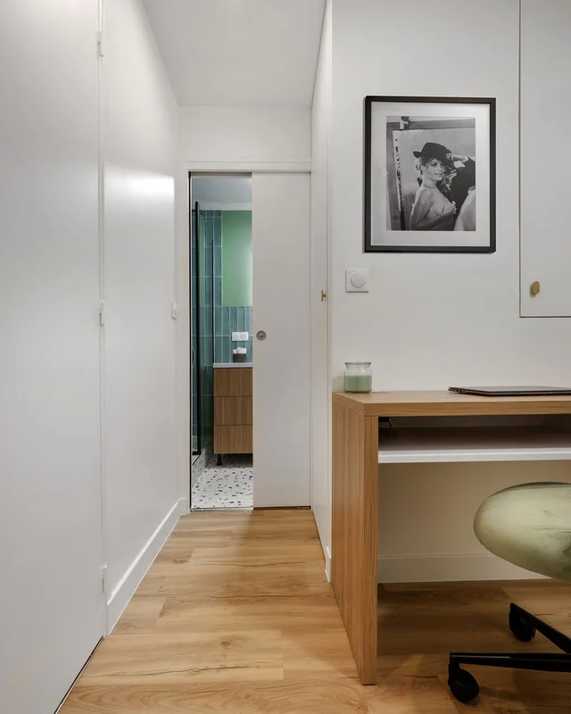 Parenthèse Sauge — vue 22 Bureau & Bain