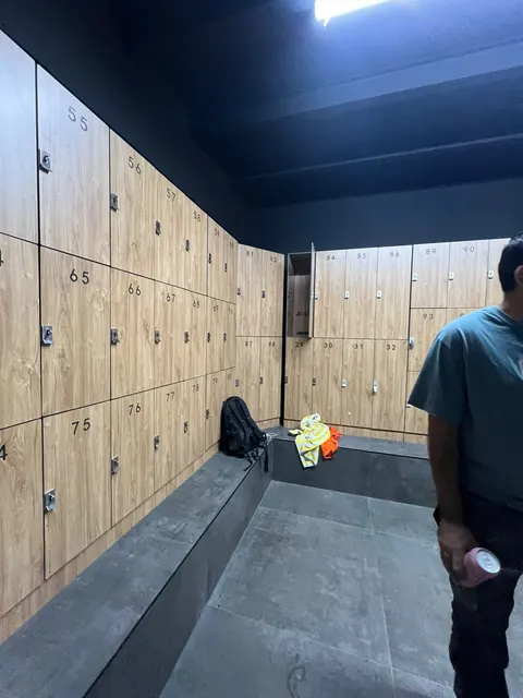 Un Nouveau Cadre